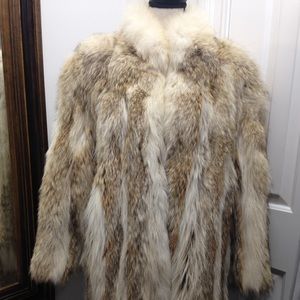 Fox white brown beige coat Sz XL